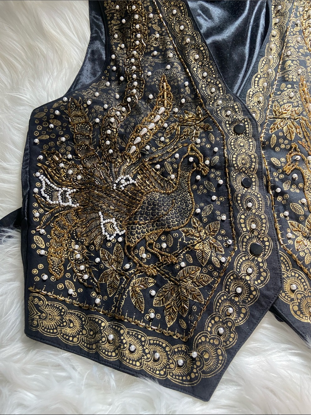 VTG Black Vest Heavy Gold Embroidered Beadwork Womens L Festival Statement Event - Picture 11 of 11
